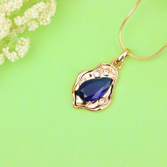 "Royal Blue Teardrop Pendant with Gold Plated Frame, XPPT1733 - Picture 13 of 13